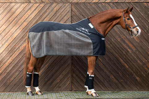 Multifuntionsdecke Flanell Touch - eine Decke für viele Zwecke - Pferdekram